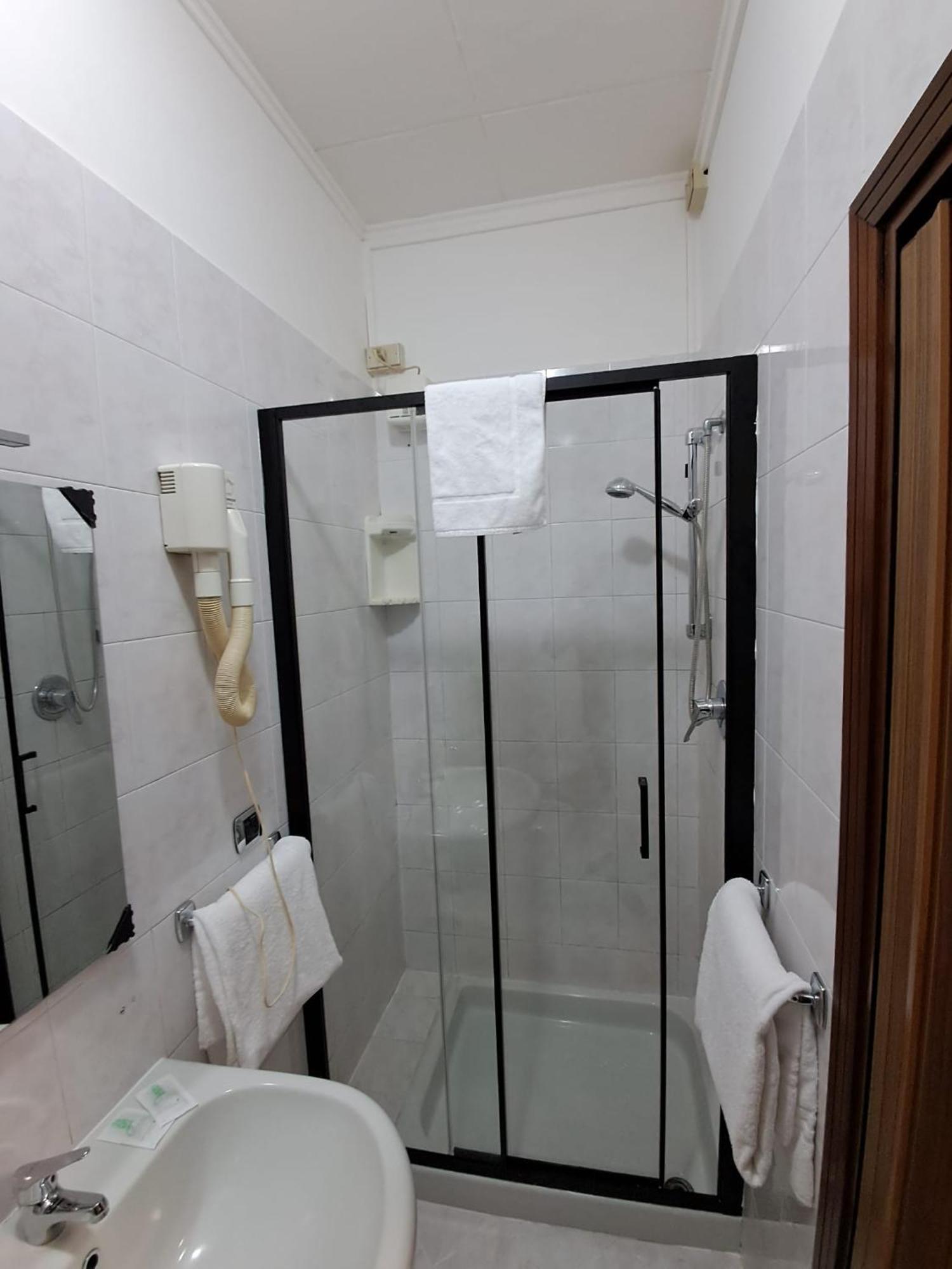 Hotel Tito 2 Μέστρε Εξωτερικό φωτογραφία