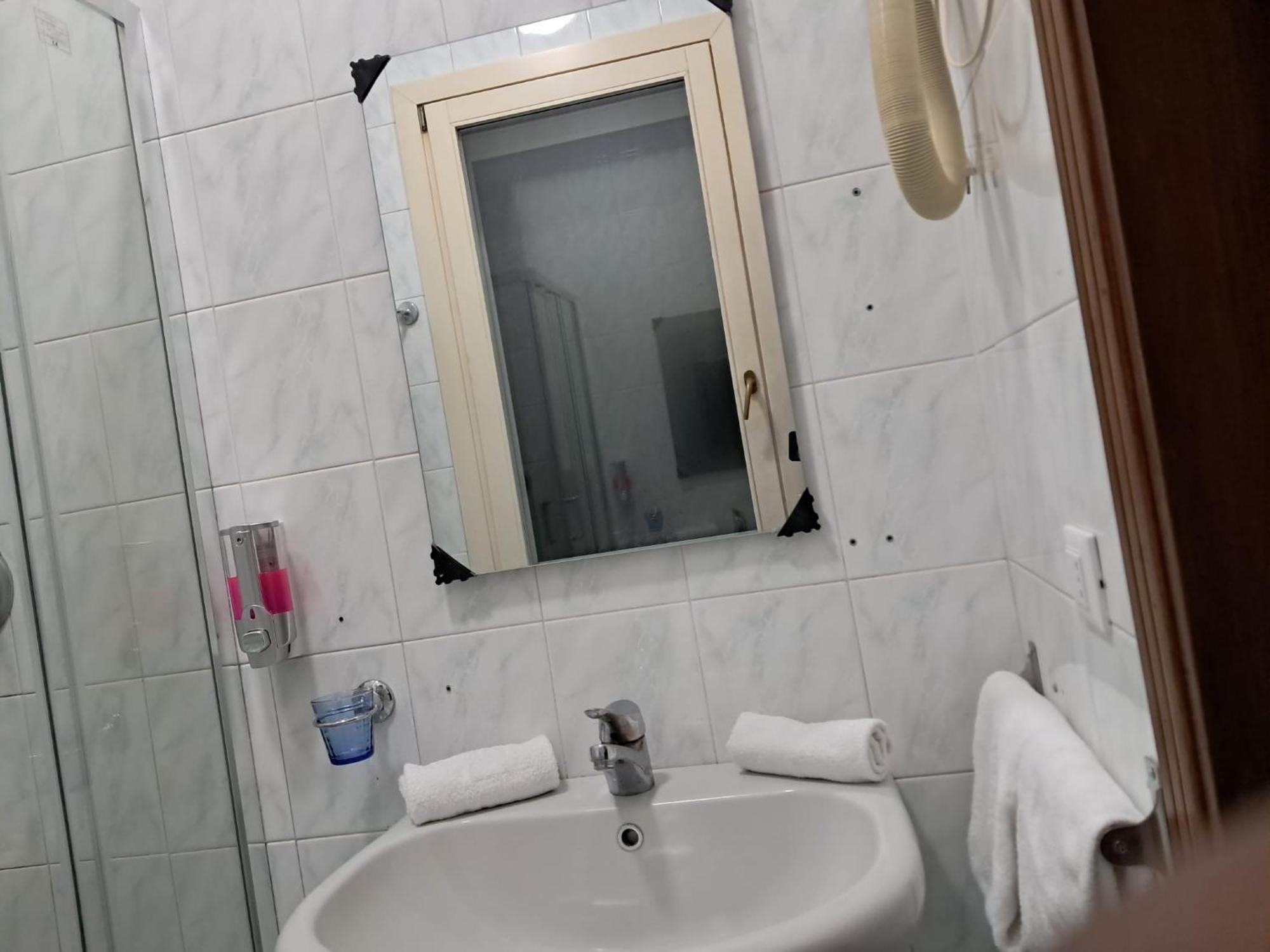 Hotel Tito 2 Μέστρε Εξωτερικό φωτογραφία